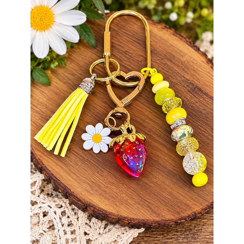 Handmade Strawberry Daisy Tassel Keychain Gold Tone Beaded Bag Charm Yellow Red